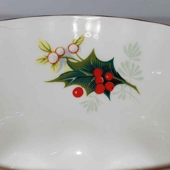 Royal Albert Teacup and Saucer Yuletide Red Poinsettia Christmas Vintage - Picture 4 of 9